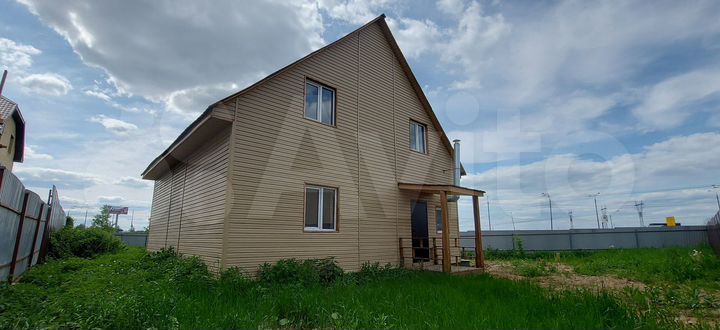 Коттедж 155 м² на участке 6 сот.