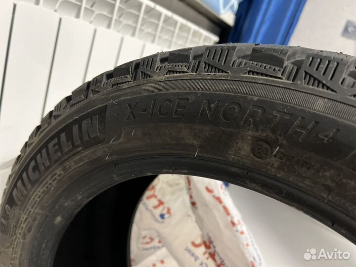 Michelin X-Ice North 4 225/50 R17 98T