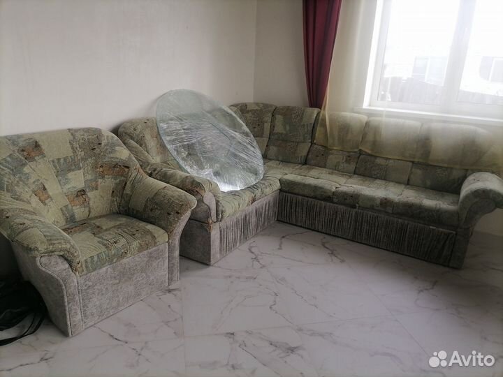 Угловой диван бу