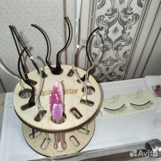 Для наращивания ресниц