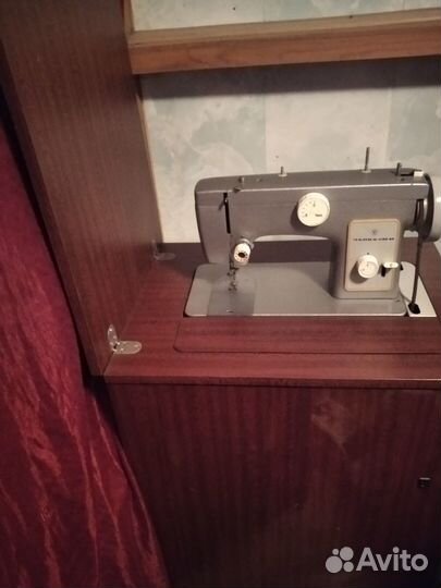 Швейная машинка