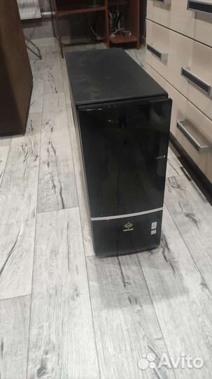 Башенный куллер и корпус пк