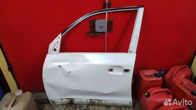 Дверь левая передняя Toyota Land Cruiser 200