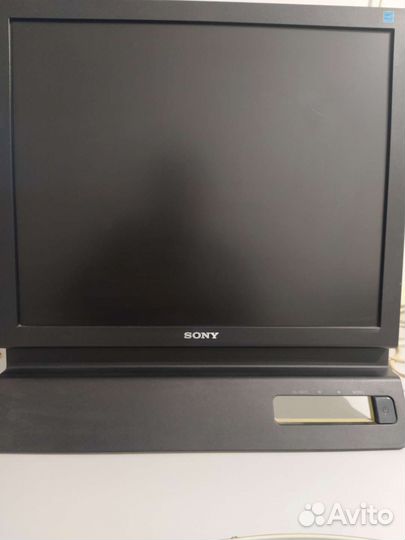 Монитор Sony SDM-E96D
