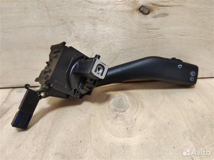 Переключатель стеклоочистителей Vw Golf 5