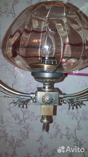 Люстра ссср, металл под бронзу, карамельное стекло