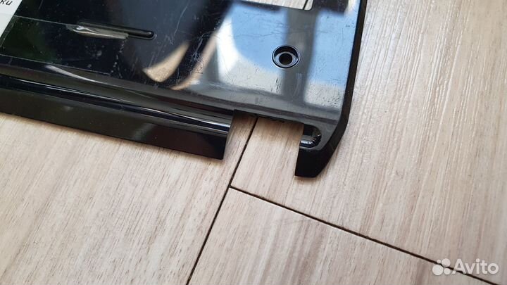 Б/у Рамка матрицы Asus U41 нет 1 заглушки петли