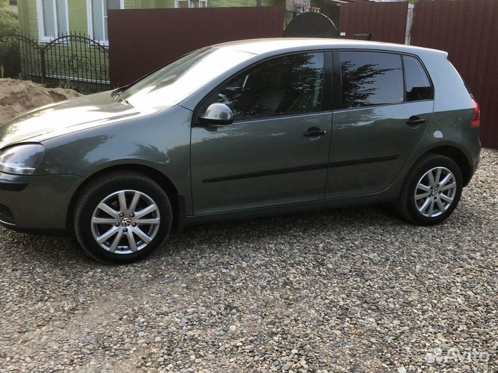 Volkswagen Golf 1.4 МТ, 2004, 328 000 км