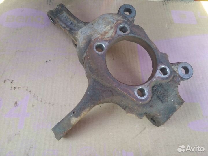 Правый поворотный кулак Колеос 2008, x-trail Т31