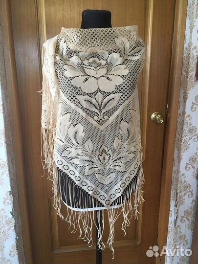 Платки, палантины, шали, пашмины