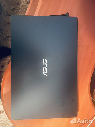 Ноутбук asus новый