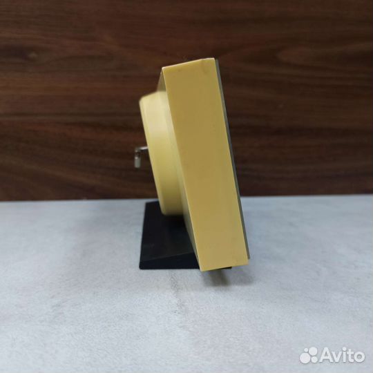 Часы Молния Механические Настольные Рабочие СССР