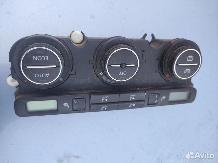 Блок управления климатом Фольксваген Гольф 5