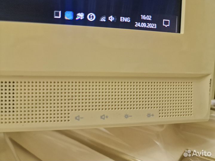 Lenovo c560