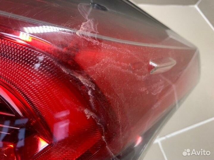 Фонарь задний правый Toyota Rav4 XA40 2015