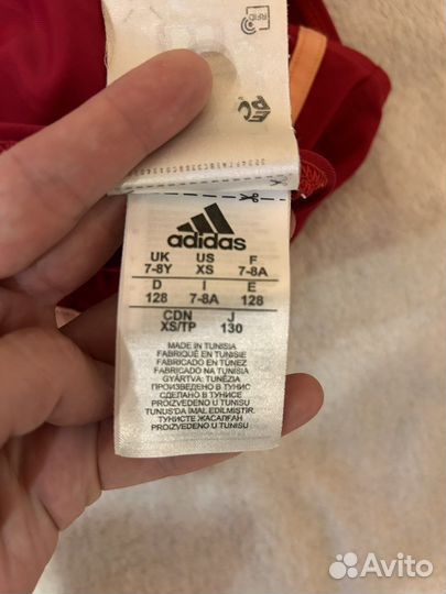 Халат, шапка для бассейна и купальник