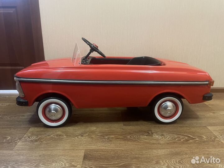 Педальный Москвич