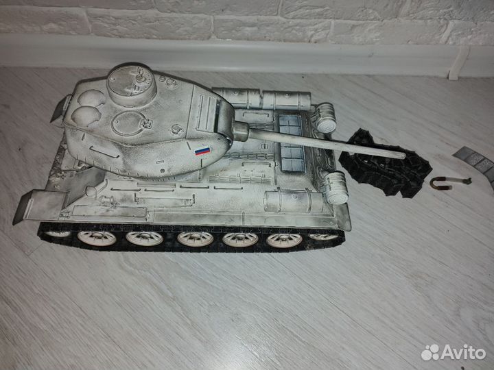 Радиоуправляемый танк Т34-85