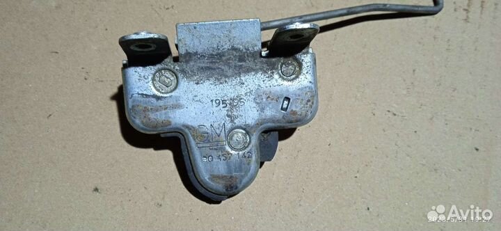 Замок крышки багажника Opel Vectra b, omega b sed