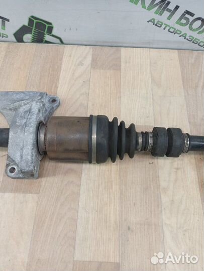 Привод передний правый Nissan Qashqai J10 HR16DE