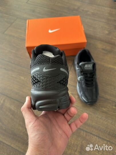 Кроссовки nike