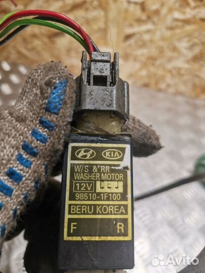 Насос омывателя Kia Sportage 2