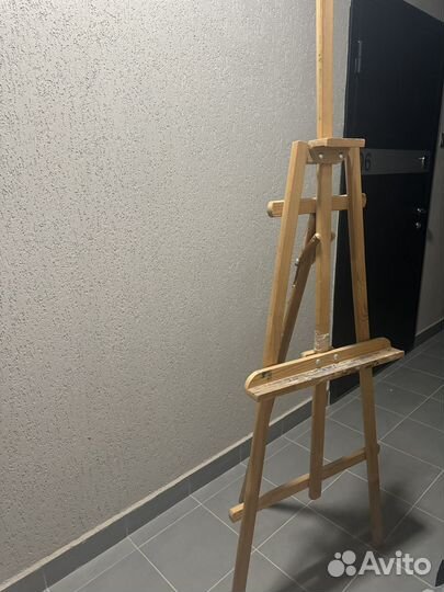 Мольберт для рисования с планшетом