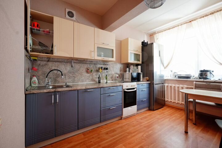 3-к. квартира, 94,2 м², 3/6 эт.