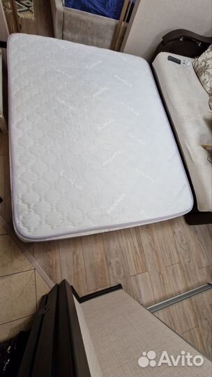 Матрас 160х200 бу