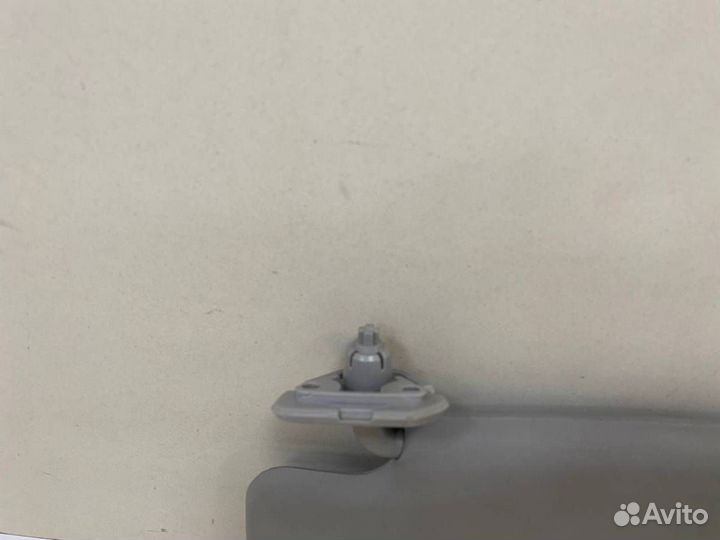 Козырек солнцезащитный внутри Nissan X-Trail T31 2