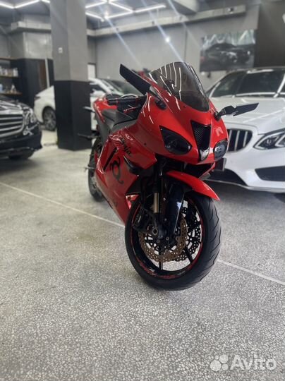 Kawasaki Ninja ZX6R