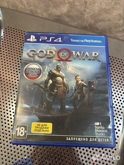Игры для ps4 God of war и God of war (обновленная)