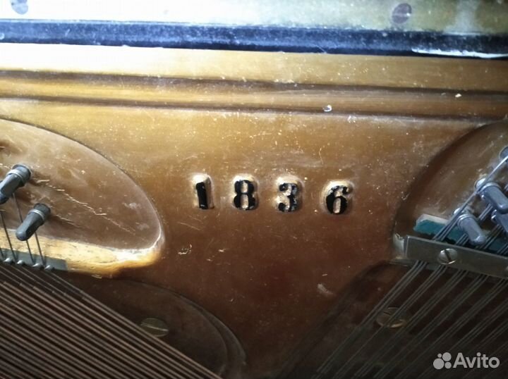 Продам антикварное пианино Hermann Mayr