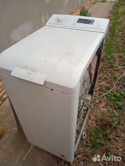 Стиральная машина с вертикальной загрузкой