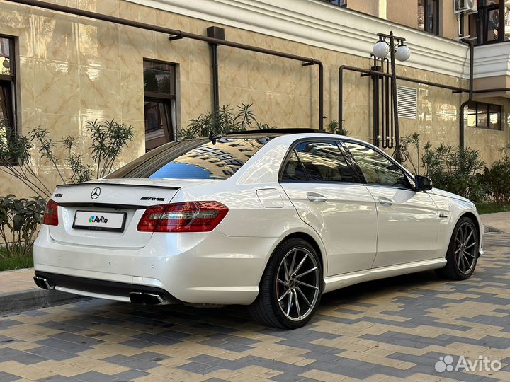Mercedes-Benz E-класс AMG 6.2 AT, 2011, 155 000 км