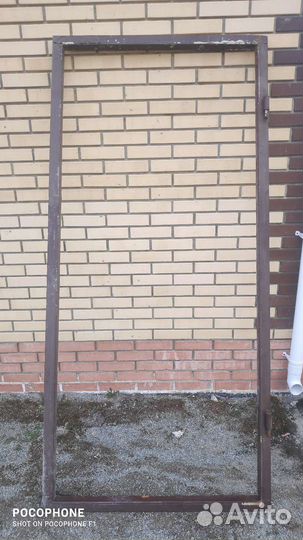 Дверь входная металлическая б/у