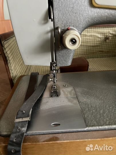 Подольск 142 швейная машина