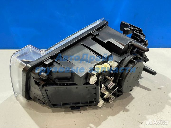 Фара Вольво FH FM правая от 2008 г.в