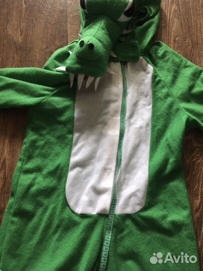 Костю карнавальный