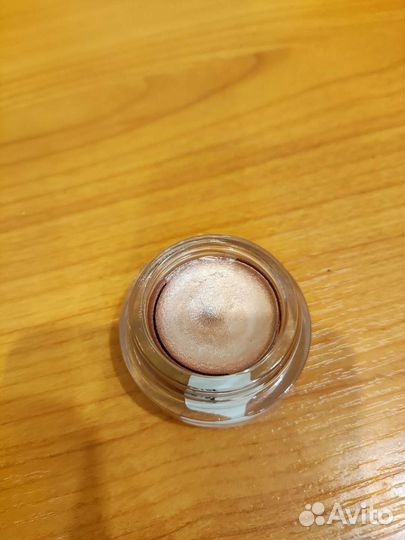 Тени для век