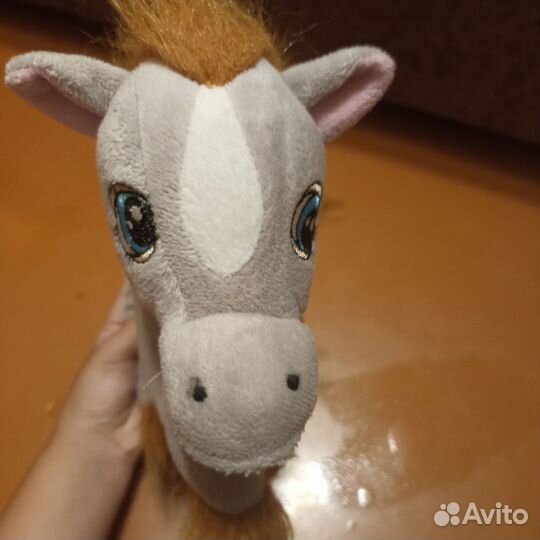 Игрушка лошадь