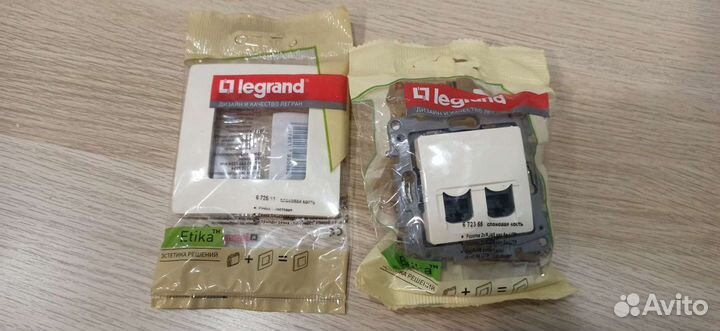 Розетка компьютерная Legrand Etika