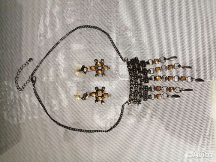 Колье и серьги