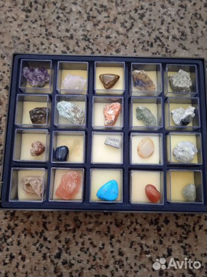 Коллекция камней и минералов мира