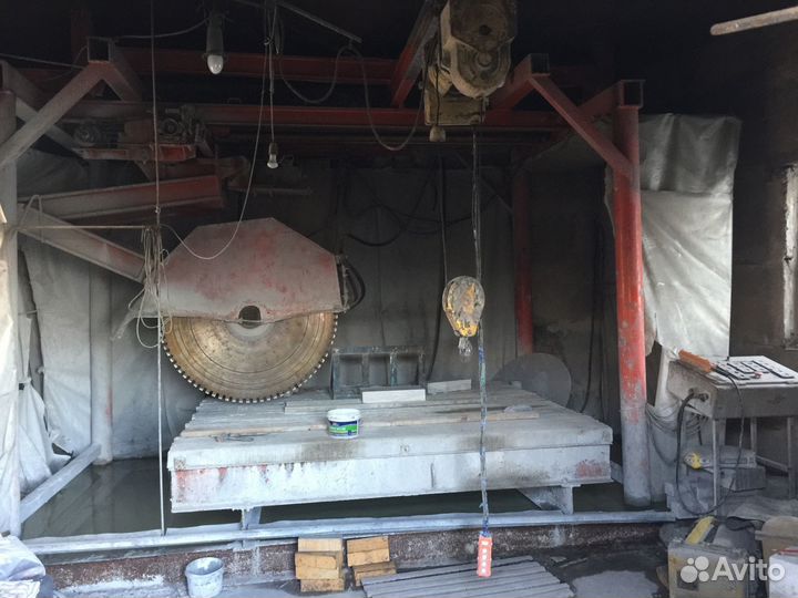 Циркулярная пила 1200мм камень