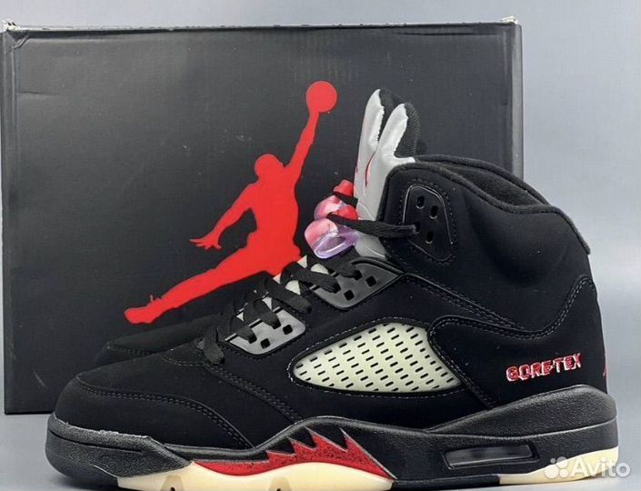 Кроссовки для ежедневного использования