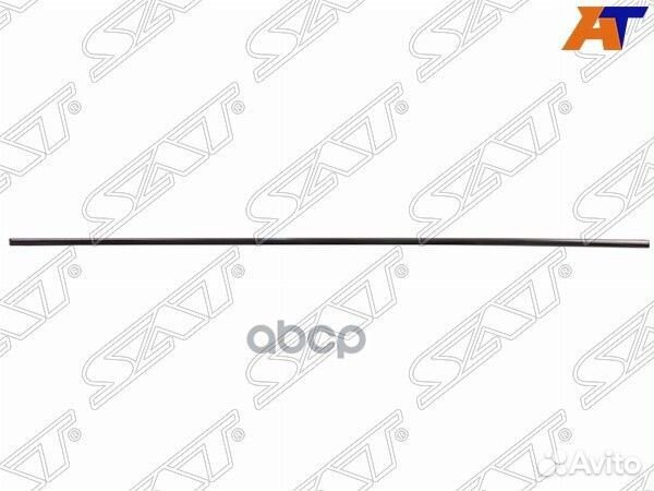 Молдинг передней двери mercedes W204 06-14 LH х