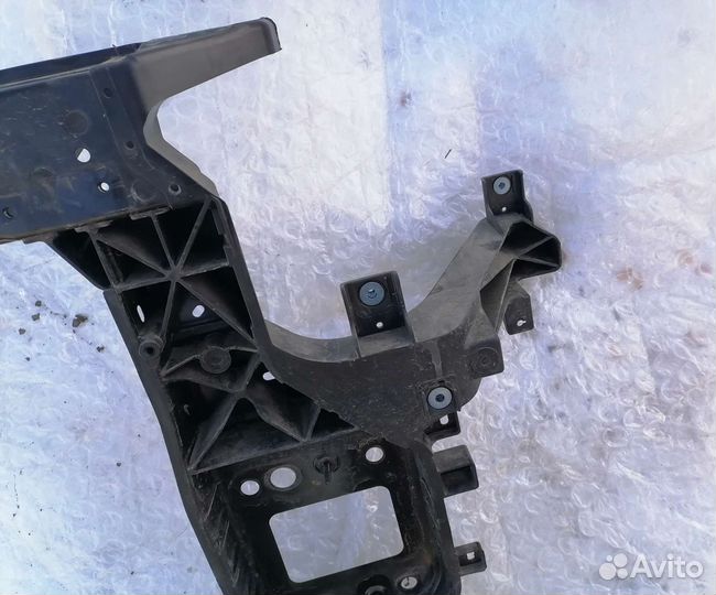 Телевизор передняя панель Kia Sorento 4