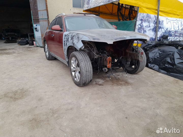 В разбор infiniti FX45