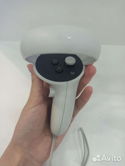 Продам oculus quest 2 128 gb